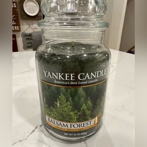 NWT Vintage Yankee Candle Balsam Forest Jar Candle